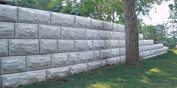 Professional retaining wall construction in Utah